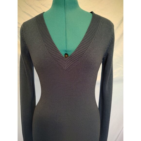 H&M Vneck Sweater - Picture 2 of 5